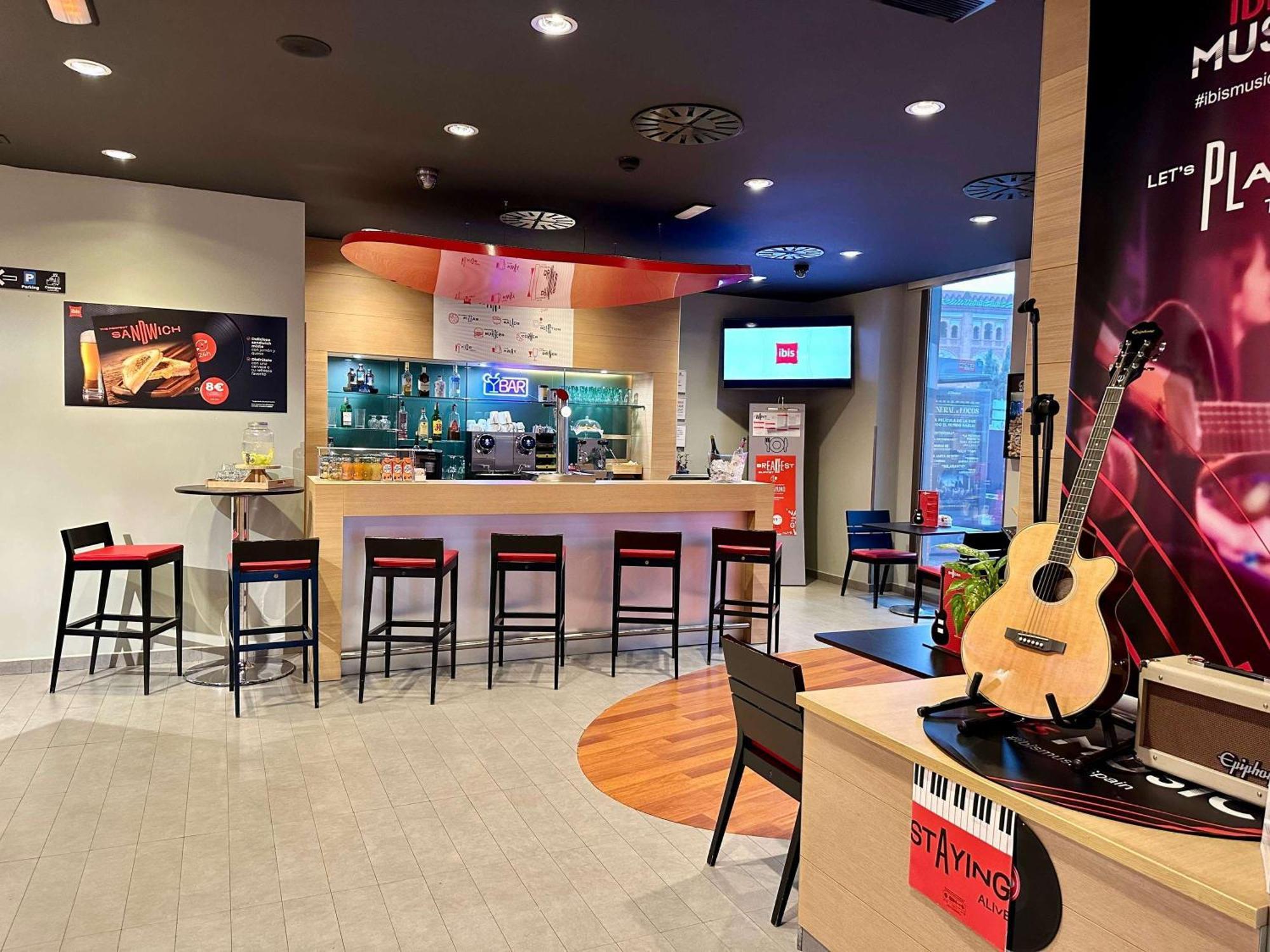 Ibis Madrid Centro Las Ventas Экстерьер фото